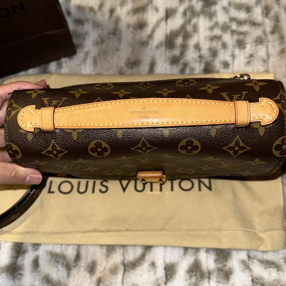 Louis Vuitton Pochette Métis Monogram - Picture 3 of 10